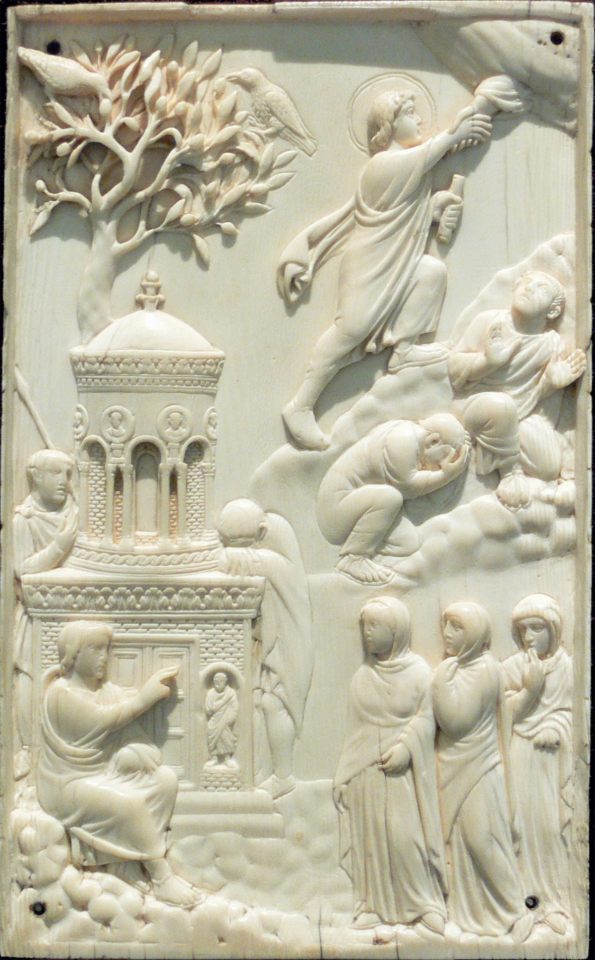 Reidersche Tafel The so called Reidersche Tafel shows Christ's tomb below in combination with the Ascension, which occurs in the upper right: Christ being pulled up into heaven by the hand of God. (Source: WikimediaCommons/AndreasPraefcke)