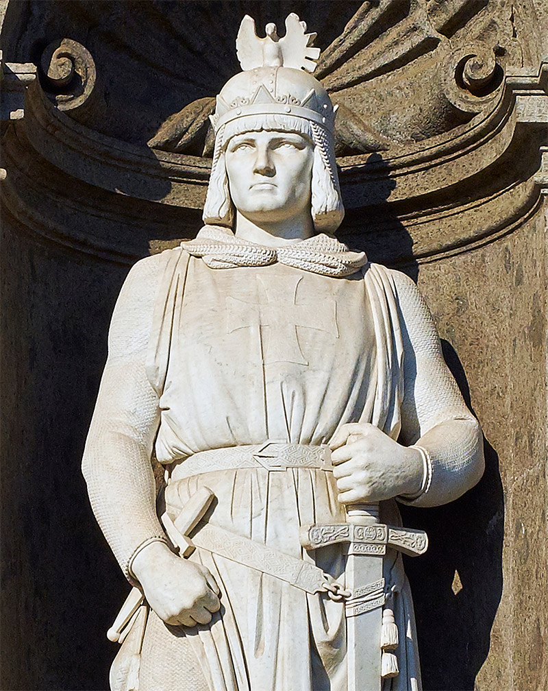 Statue of Frederick II in Naple's Palazzo Reale Statue of Frederick II in Naple's Palazzo Reale